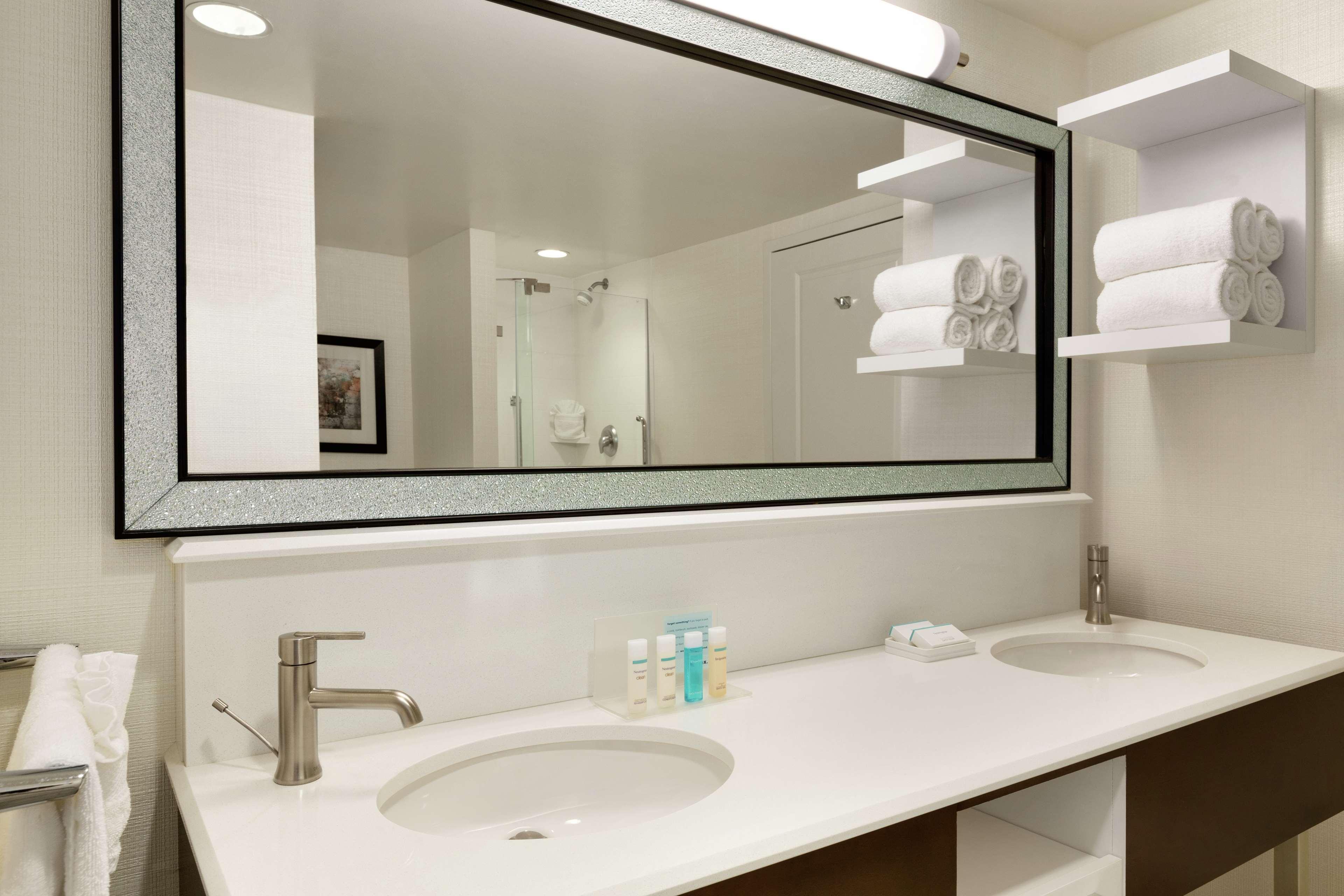Hampton Inn & Suites Nashville-Downtown Εξωτερικό φωτογραφία
