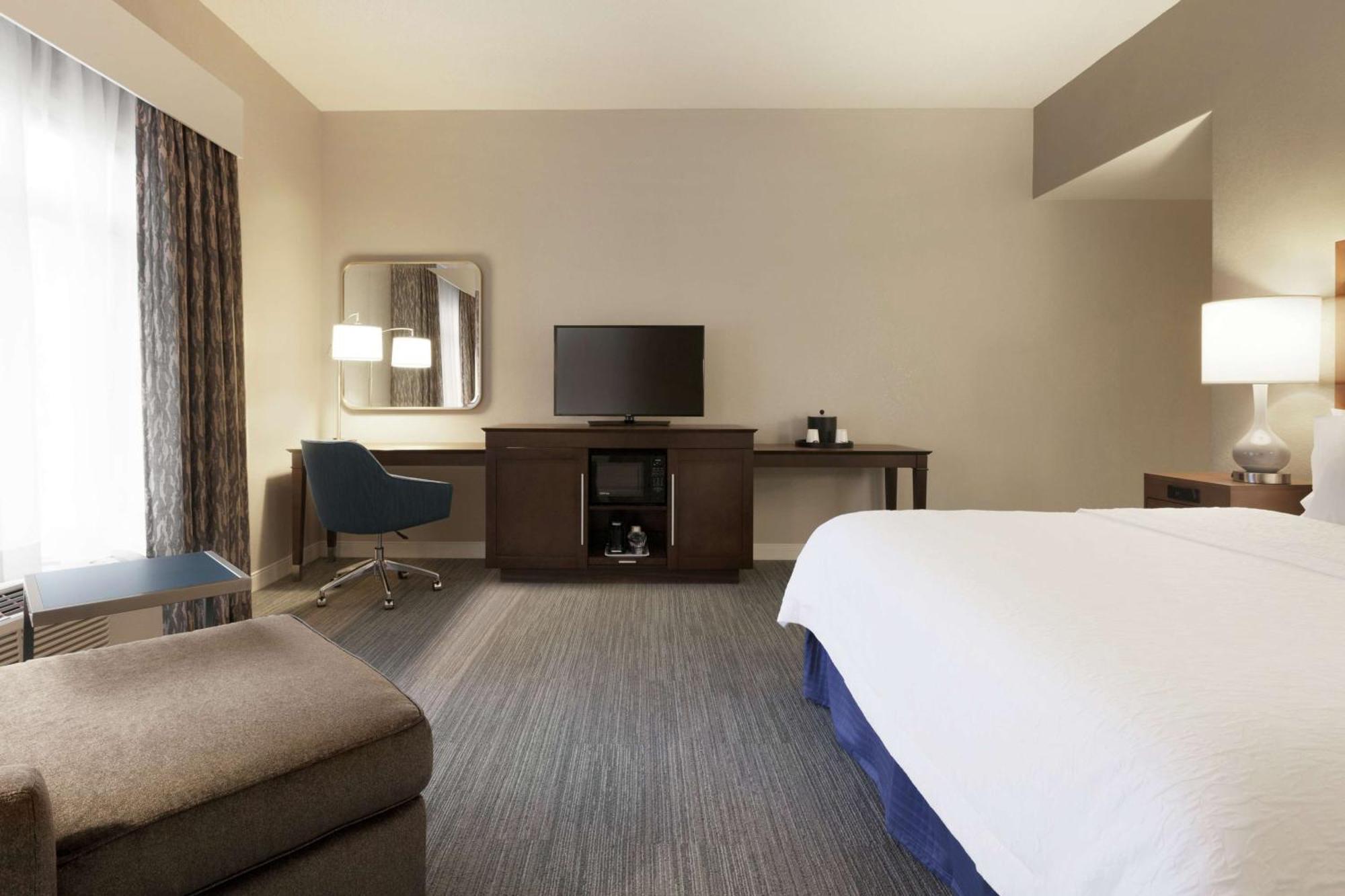 Hampton Inn & Suites Nashville-Downtown Εξωτερικό φωτογραφία