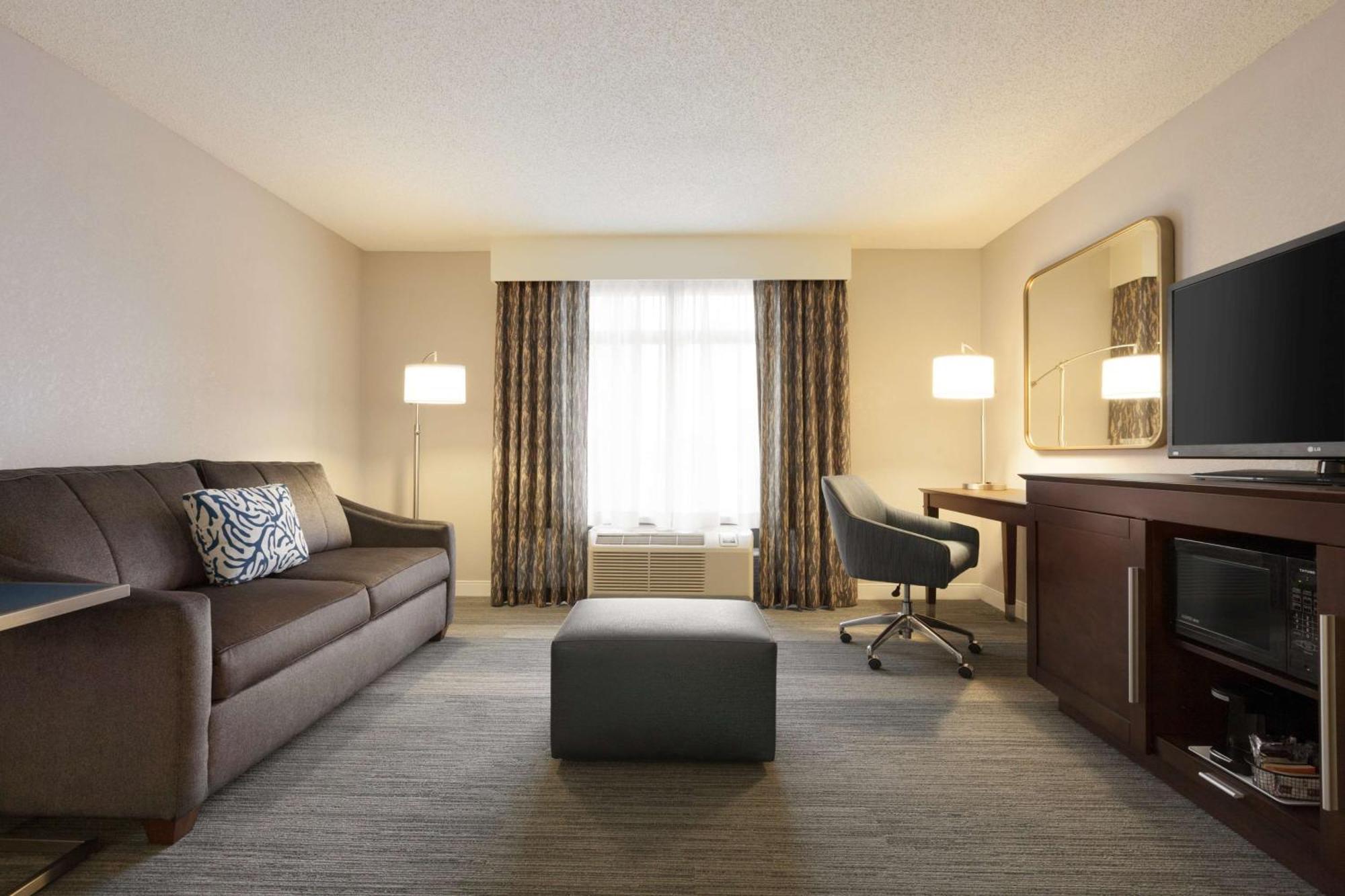 Hampton Inn & Suites Nashville-Downtown Εξωτερικό φωτογραφία