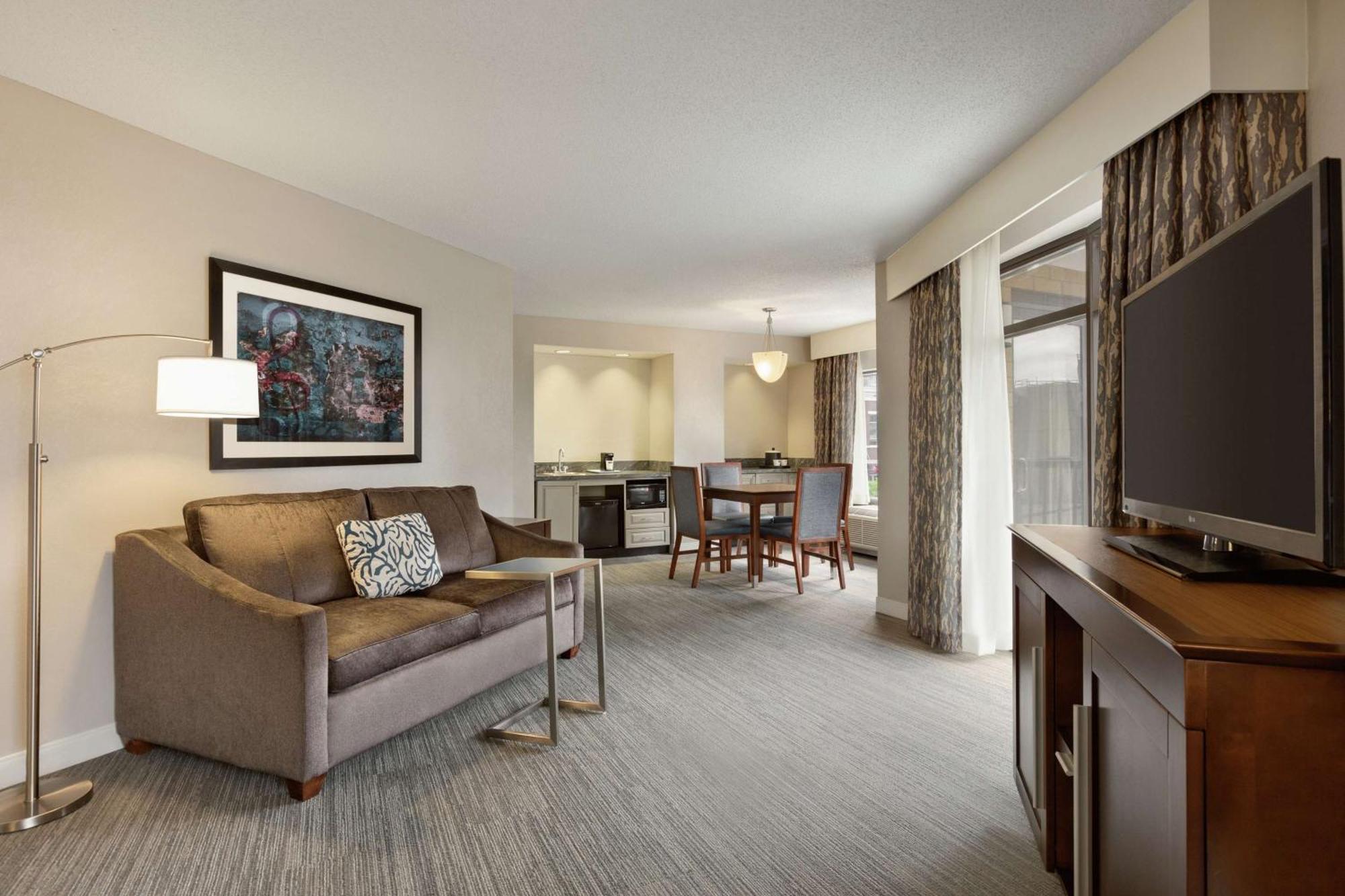 Hampton Inn & Suites Nashville-Downtown Εξωτερικό φωτογραφία
